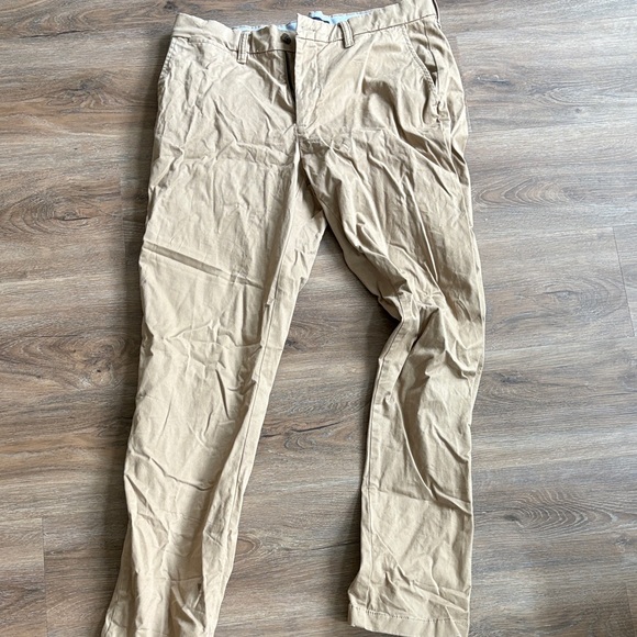 Tommy Hilfiger Other - Tommy Hilfiger Men's Khaki Chinos